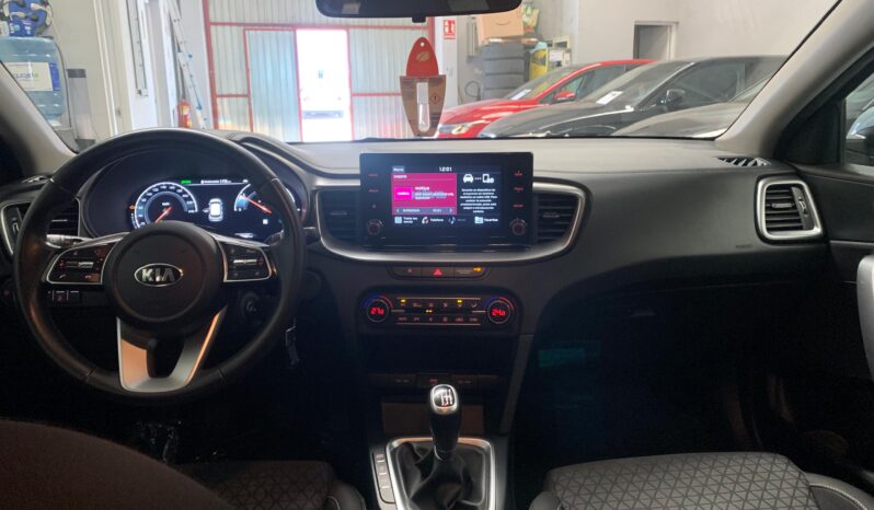 Kia Ceed SW 1.6 CRDi Style – Gasoil – Manual – 136 CV lleno