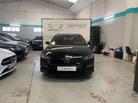 Skoda Octavia Combi RS 1.4 TSI Business – Híbrido – Automático – 204CV