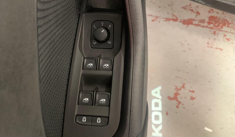 Skoda Octavia Combi RS 1.4 TSI Business – Híbrido – Automático – 204CV lleno