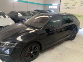 Skoda Octavia Combi RS 1.4 TSI Business – Híbrido – Automático – 204CV