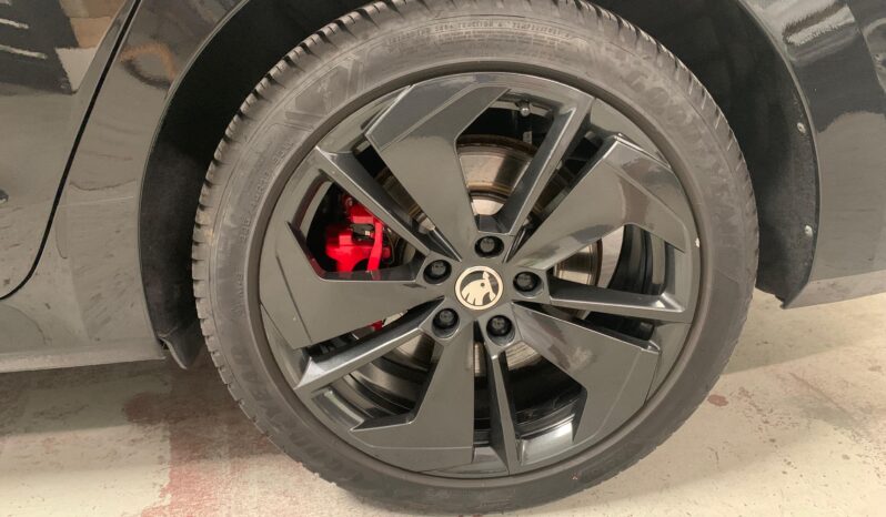 Skoda Octavia Combi RS 1.4 TSI Business – Híbrido – Automático – 204CV lleno