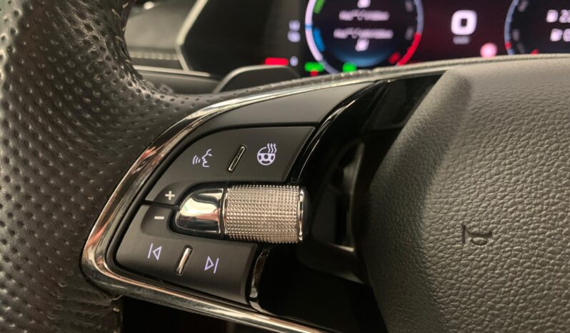 Skoda Octavia Combi RS 1.4 TSI Business – Híbrido – Automático – 204CV lleno