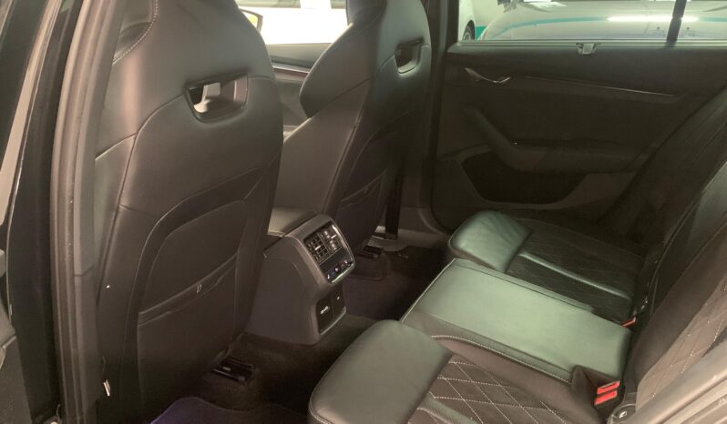 Skoda Octavia Combi RS 1.4 TSI Business – Híbrido – Automático – 204CV lleno