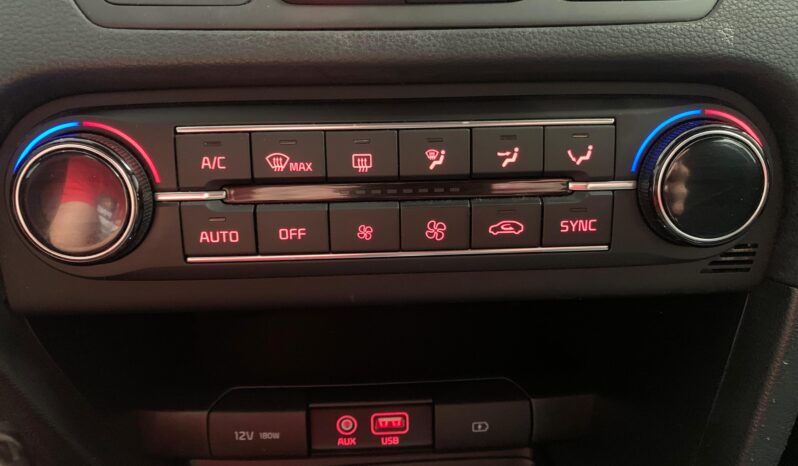 Kia Ceed 1.6 CRDi DynamicLine – Gasoil – Manual – 116 CV lleno