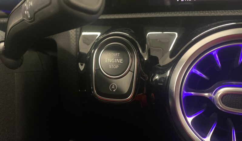 Mercedes-Benz A 200d AMG Line – Gasoil – Automático – 150 CV lleno