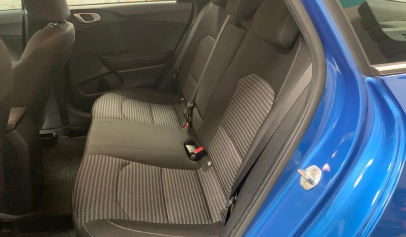 Kia Ceed 1.6 CRDi Business – Gasoil – Automático – 136 CV lleno