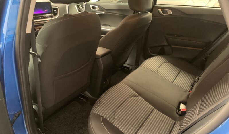 Kia Ceed 1.6 CRDi Business – Gasoil – Automático – 136 CV lleno