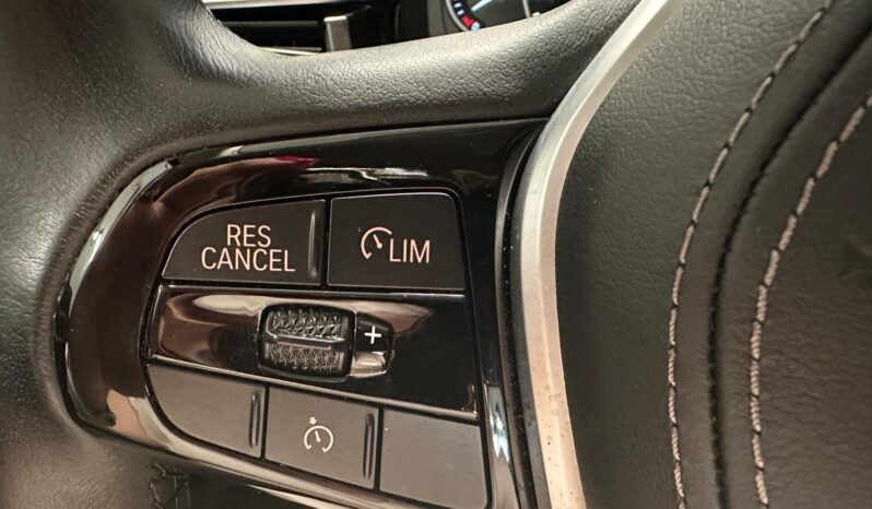 BMW 5 Series 530d Luxury 3.0 – Gasoil – Automático – 265 CV lleno