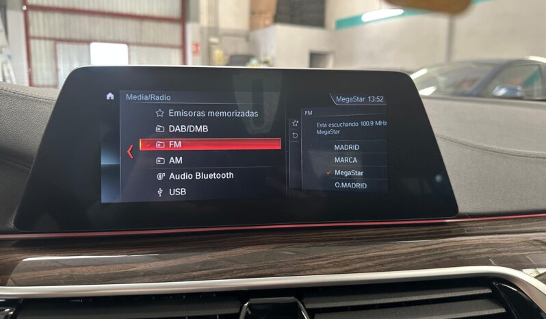 BMW 5 Series 530d Luxury 3.0 – Gasoil – Automático – 265 CV lleno