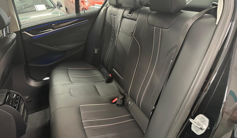 BMW 5 Series 530d Luxury 3.0 – Gasoil – Automático – 265 CV lleno