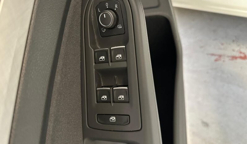 Volkswagen Golf 2.0 TDI Life – Gasoil – Automático – 150 CV lleno