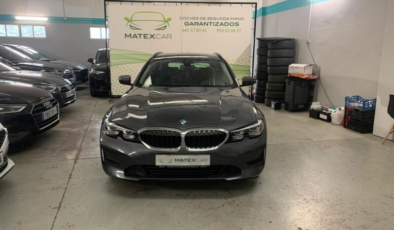 BMW 3 Series Touring 320d Lounge – Gasoil – Automático – 190 CV lleno