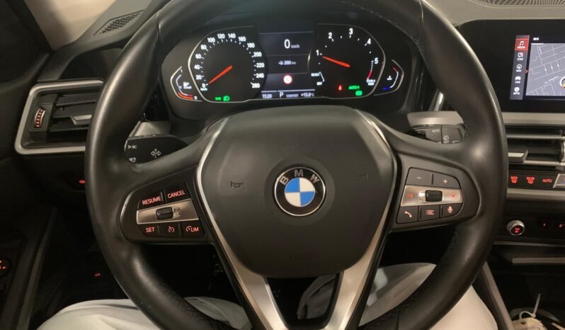 BMW 3 Series Touring 320d Lounge – Gasoil – Automático – 190 CV lleno