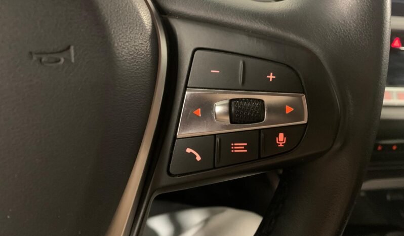 BMW 3 Series Touring 320d Lounge – Gasoil – Automático – 190 CV lleno