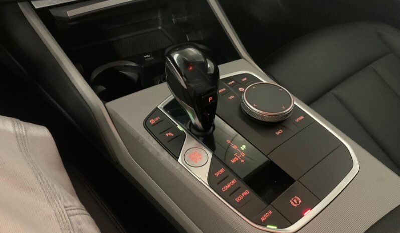 BMW 3 Series Touring 320d Lounge – Gasoil – Automático – 190 CV lleno