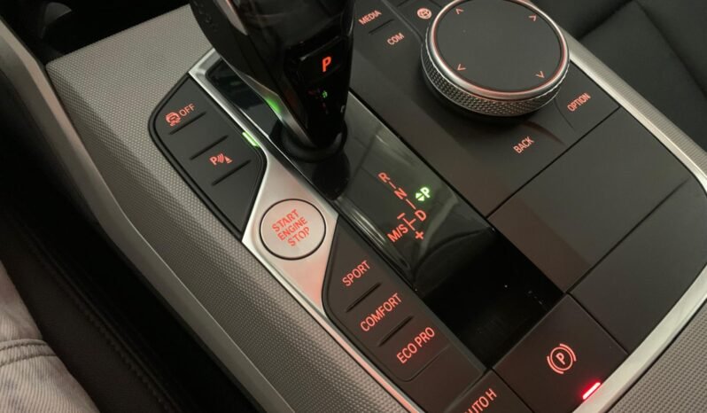 BMW 3 Series Touring 320d Lounge – Gasoil – Automático – 190 CV lleno