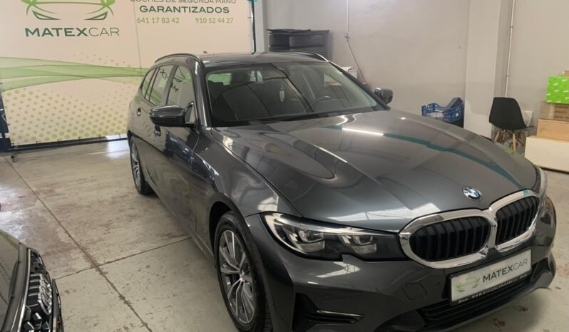 BMW 3 Series Touring 320d Lounge – Gasoil – Automático – 190 CV lleno