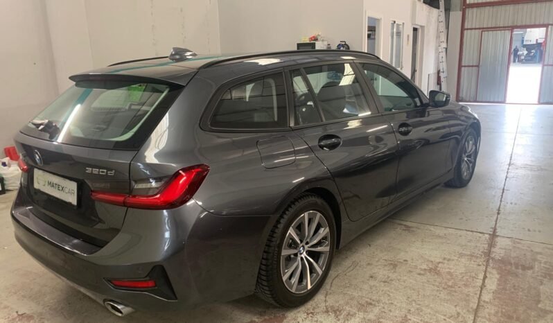 BMW 3 Series Touring 320d Lounge – Gasoil – Automático – 190 CV lleno