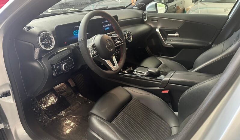 Mercedes-Benz A 250e Progressive – Híbrido – Automático – 218 CV lleno