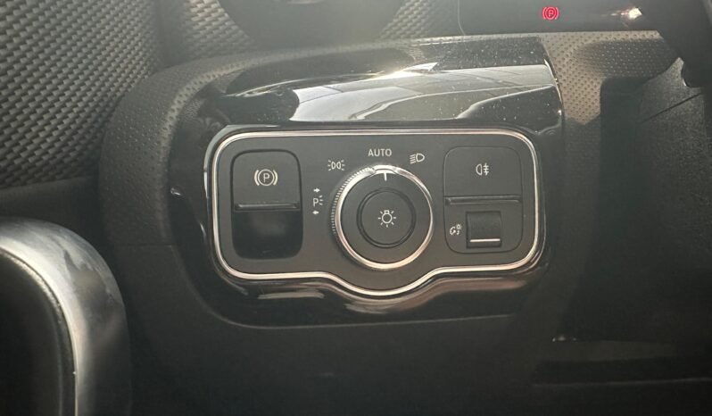 Mercedes-Benz A 250e Progressive – Híbrido – Automático – 218 CV lleno