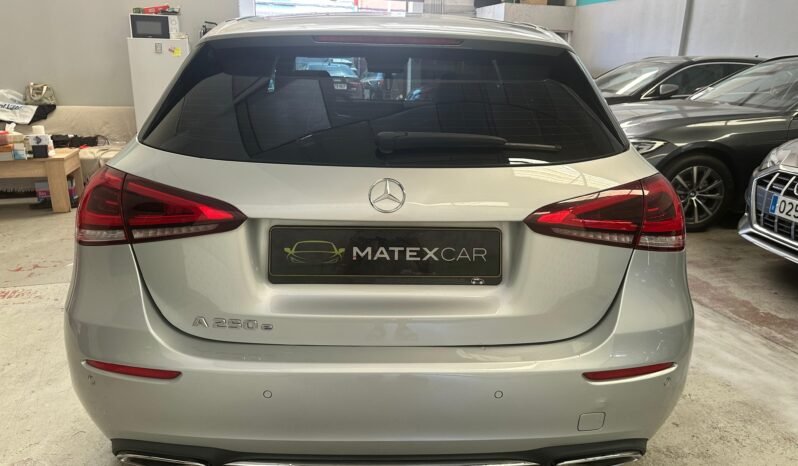 Mercedes-Benz A 250e Progressive – Híbrido – Automático – 218 CV lleno