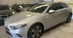 Mercedes-Benz A 250e Progressive – Híbrido – Automático – 218 CV