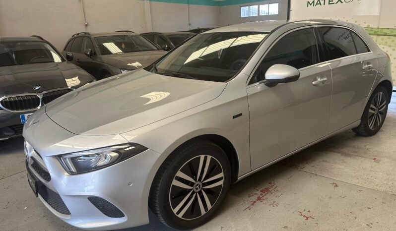 Mercedes-Benz A 250e Progressive – Híbrido – Automático – 218 CV lleno