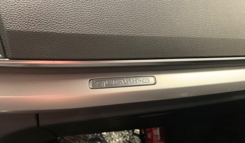 Audi Q5 Sportback 50 TFSIe S Line – Quattro – Híbrido – Automático – 299 CV lleno