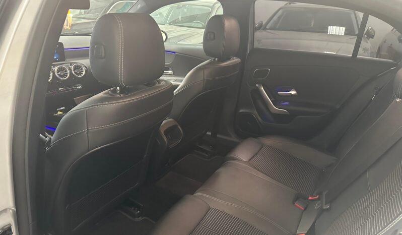 Mercedes-Benz A 250e Progressive – Híbrido – Automático – 218 CV lleno