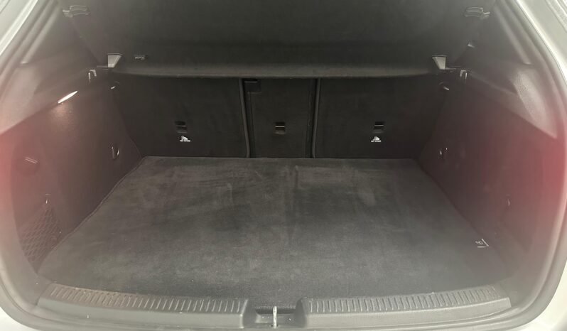 Mercedes-Benz A 250e Progressive – Híbrido – Automático – 218 CV lleno