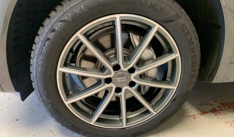 Audi Q5 Sportback 50 TFSIe S Line – Quattro – Híbrido – Automático – 299 CV lleno