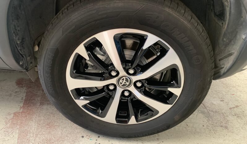 Toyota Yaris Cross 1.5h Business – Híbrido – Automático – 120 CV lleno