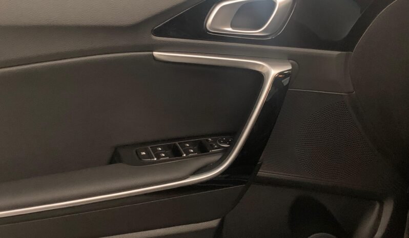 Kia XCeed 1.6 CRDi – Gasoil – Automático – 136 CV lleno