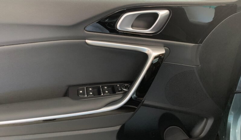 Kia XCeed 1.6 CRDi Business – Gasoil – Automático – 136 CV lleno
