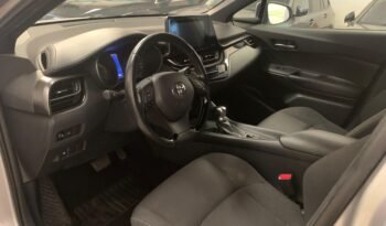 Toyota C-HR 1.8h Business – Gasolina – Automático – 122 CV lleno