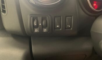 Renault Trafic L2H1 2.0 DCI Grand Comfort – Gasoil – Manual – 120 CV lleno
