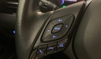 Toyota C-HR 2.0 – Híbrido – Automático – 180 CV lleno
