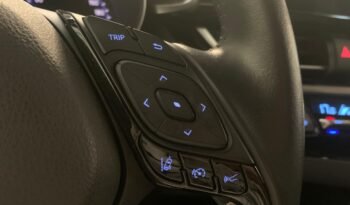 Toyota C-HR 2.0 – Híbrido – Automático – 180 CV lleno
