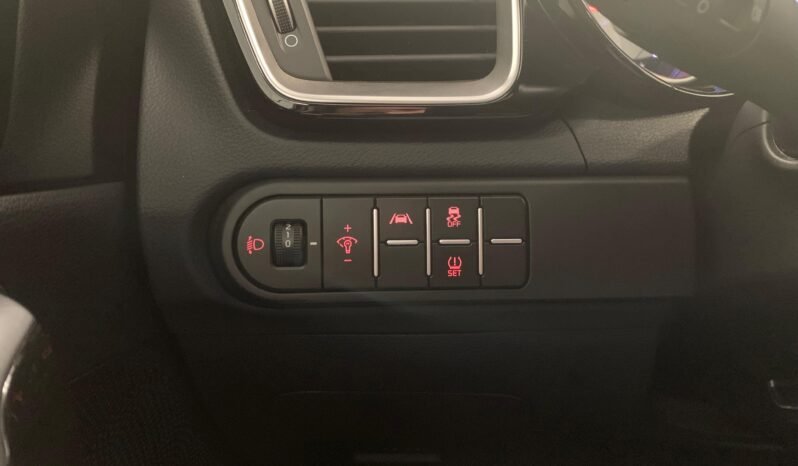 Kia XCeed 1.6 CRDi Business – Gasoil – Automático – 136 CV lleno