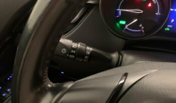 Toyota C-HR 1.8h Business – Gasolina – Automático – 122 CV lleno