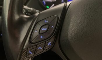 Toyota C-HR 1.8h Business – Gasolina – Automático – 122 CV lleno