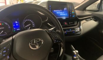 Toyota C-HR 1.8h Business – Gasolina – Automático – 122 CV lleno
