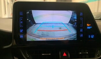 Toyota C-HR 1.8h Business – Gasolina – Automático – 122 CV lleno