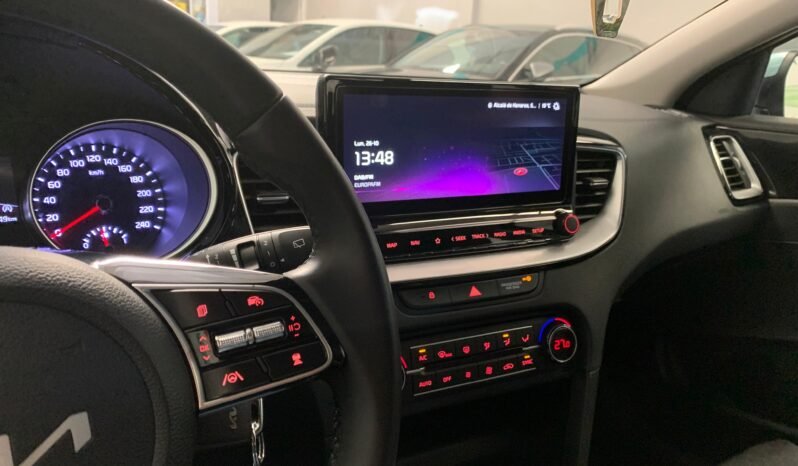 Kia XCeed 1.6 CRDi Business – Gasoil – Automático – 136 CV lleno