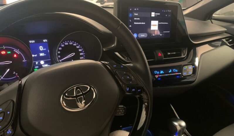 Toyota C-HR 2.0 – Híbrido – Automático – 180 CV lleno