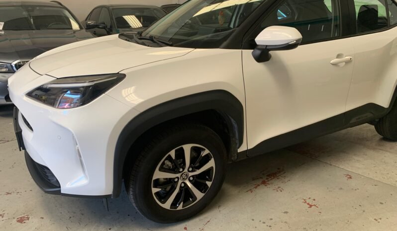Toyota Yaris Cross 1.5h Business – Híbrido – Automático – 120 CV lleno