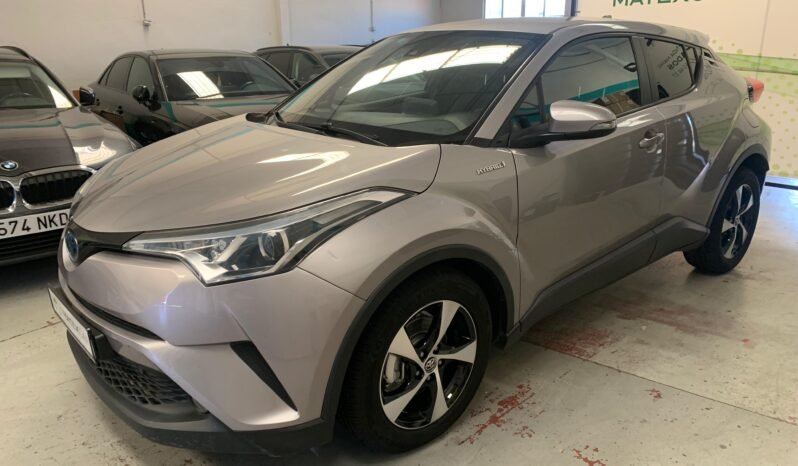 Toyota C-HR 1.8h Business – Gasolina – Automático – 122 CV lleno