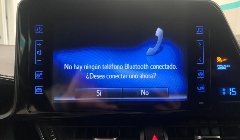 Toyota C-HR 1.8h Business – Gasolina – Automático – 122 CV lleno