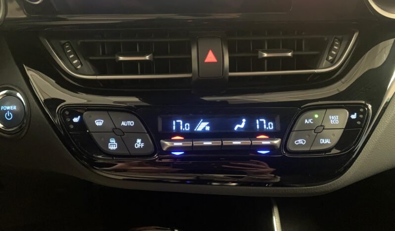 Toyota C-HR 2.0 – Híbrido – Automático – 180 CV lleno