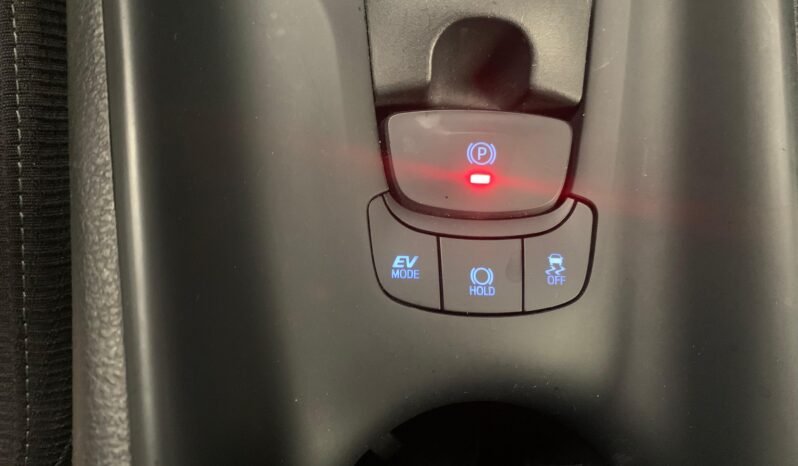 Toyota C-HR 1.8h Business – Gasolina – Automático – 122 CV lleno
